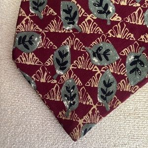 Retro Silk Tie With Awesome Colors and Design
